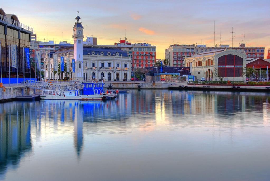 Apartamento Para 4 Personas En El Centro De Valencia, Plaza El Pilar Extérieur photo