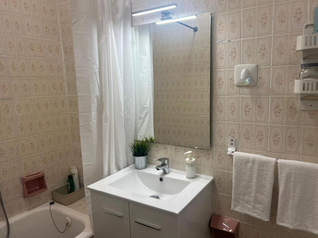 Apartamento Para 4 Personas En El Centro De Valencia, Plaza El Pilar Extérieur photo